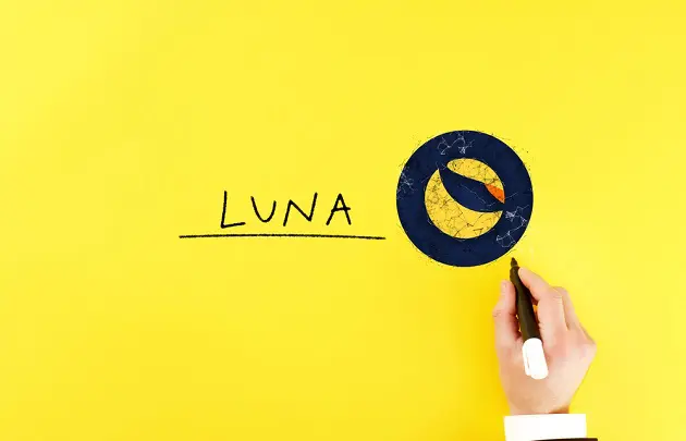 The luna cryptocurrency has been resurrected after its $40 billion collapse. It's already crashing